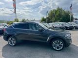 BMW X6 xDrive 50 i HUD Kam Indiv.LED AHK Pano H&K - BMW X6: Xdrive50i