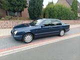Mercedes-Benz Mercedes E280 mit Gas - gebrauchte Mercedes-Benz E 280 aus dem Jahr 1997