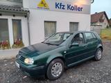 Volkswagen Golf 1.6, TÜV neu, 5-türig, Vierzylinder-Motor - gebrauchte VW Golf aus dem Jahr 1998