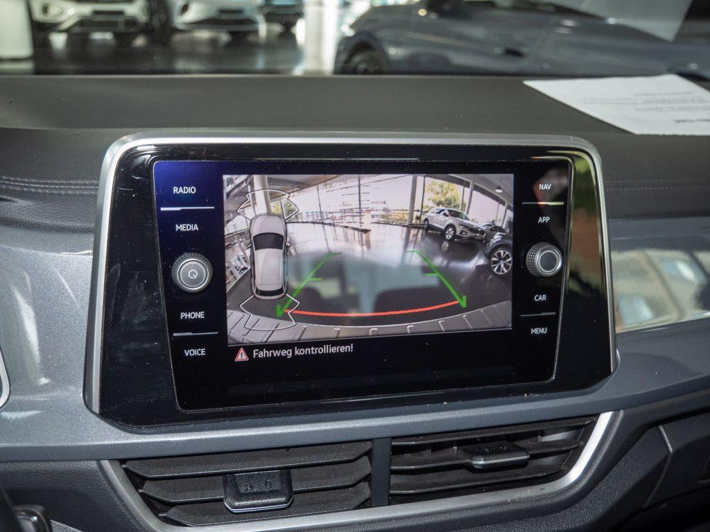Volkswagen T-Roc 1.5 TSI DSG Style LED Kamera APP ACC SHZG, миниатюра 13
