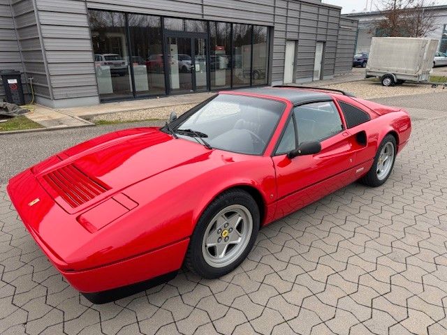 Ferrari 328 GTS    39.553 km