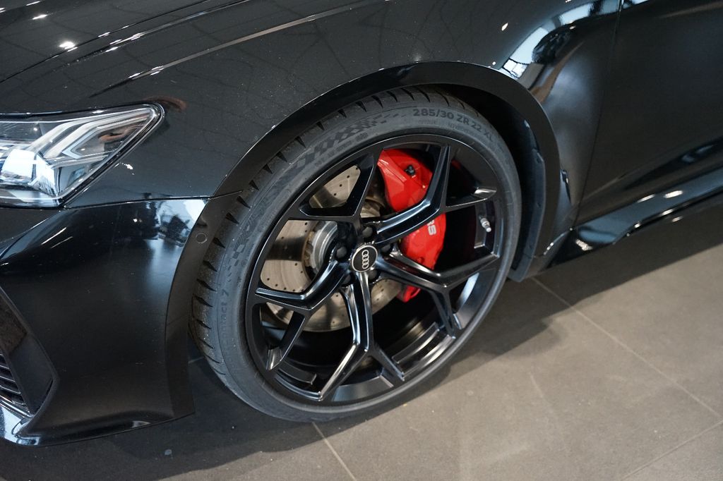 AUDI RS6 performance | RS-Designpaket+ | Pano | HuD AUDI RS6 performance | RS-Designpaket+ | Pano | HuD