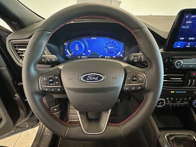 Fahrzeugabbildung Ford Kuga ST-Line X 1.5 EcoBoost EU6d
