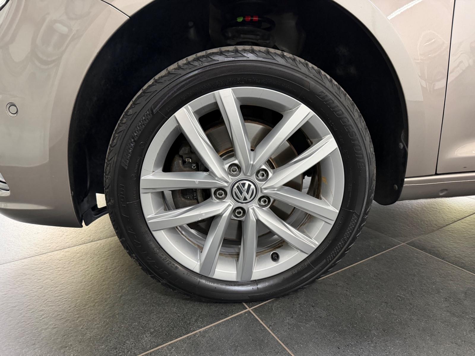 Volkswagen Caddy  Highline/ACC/Kamera/Navi/Bi-Xenon/1.H