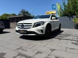 Mercedes-Benz GLA Mercedes - : Mercedes