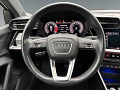 Fahrzeugabbildung Audi A3 Limousine S line 35 TFSI S-tr. -HUD*Navi+*RFK
