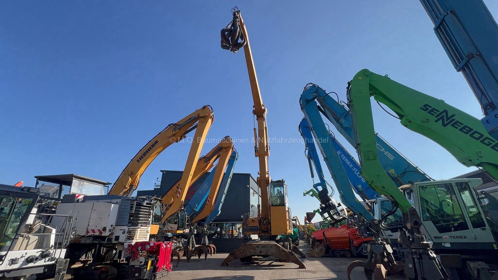 Fahrzeugabbildung Liebherr A 934 C Litronic
