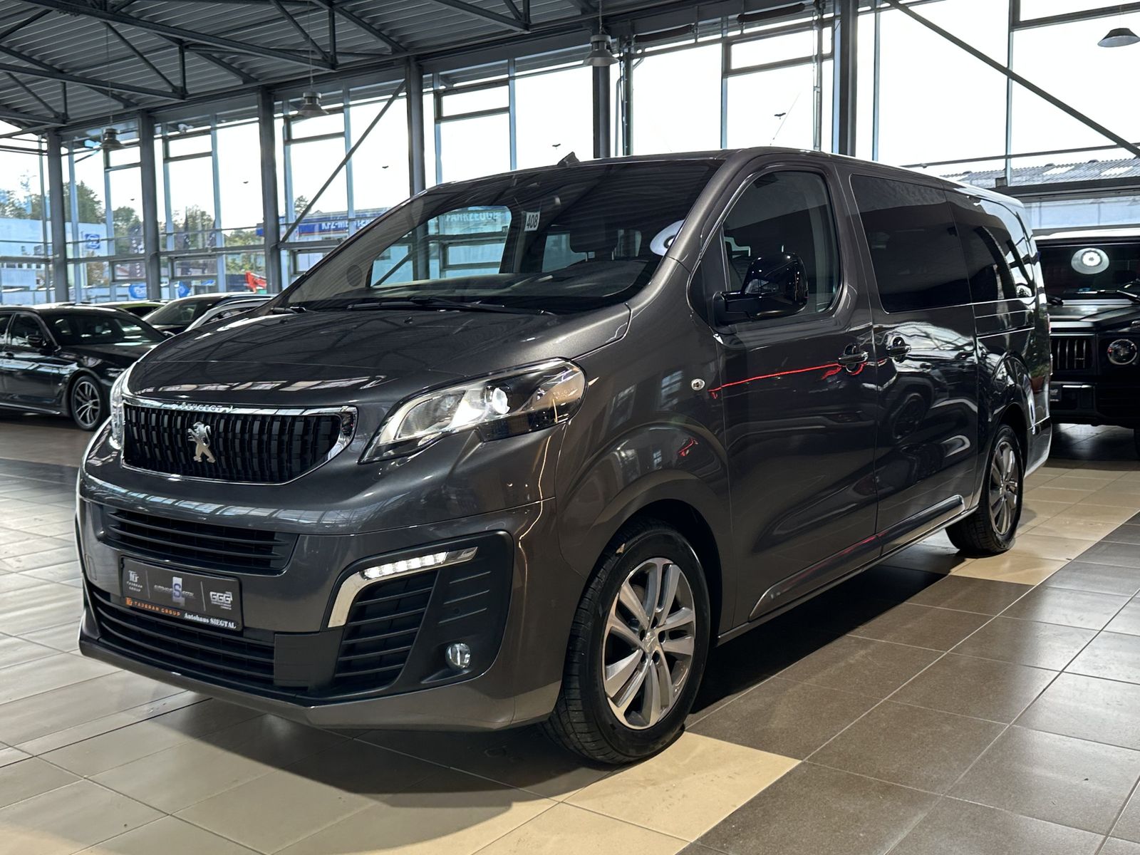 Peugeot Traveller Business VIP L3 Standheizung HUD Leder imagem 3