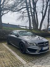 Mercedes-Benz Mercedes CLA 250 | AMG Paket | 167.000km - gebrauchte Mercedes-Benz CLA 250 aus dem Jahr 2015