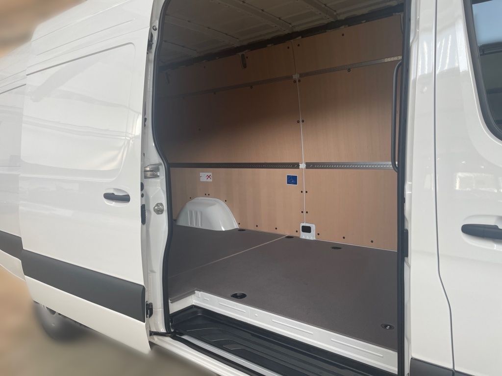 Fahrzeugabbildung Mercedes-Benz Sprinter 319 CDI Kasten PRO Hochdach Lang ACC