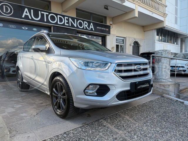 Ford Kuga 1.5 TDCI 120 CV S&S 2WD Powershift Tit