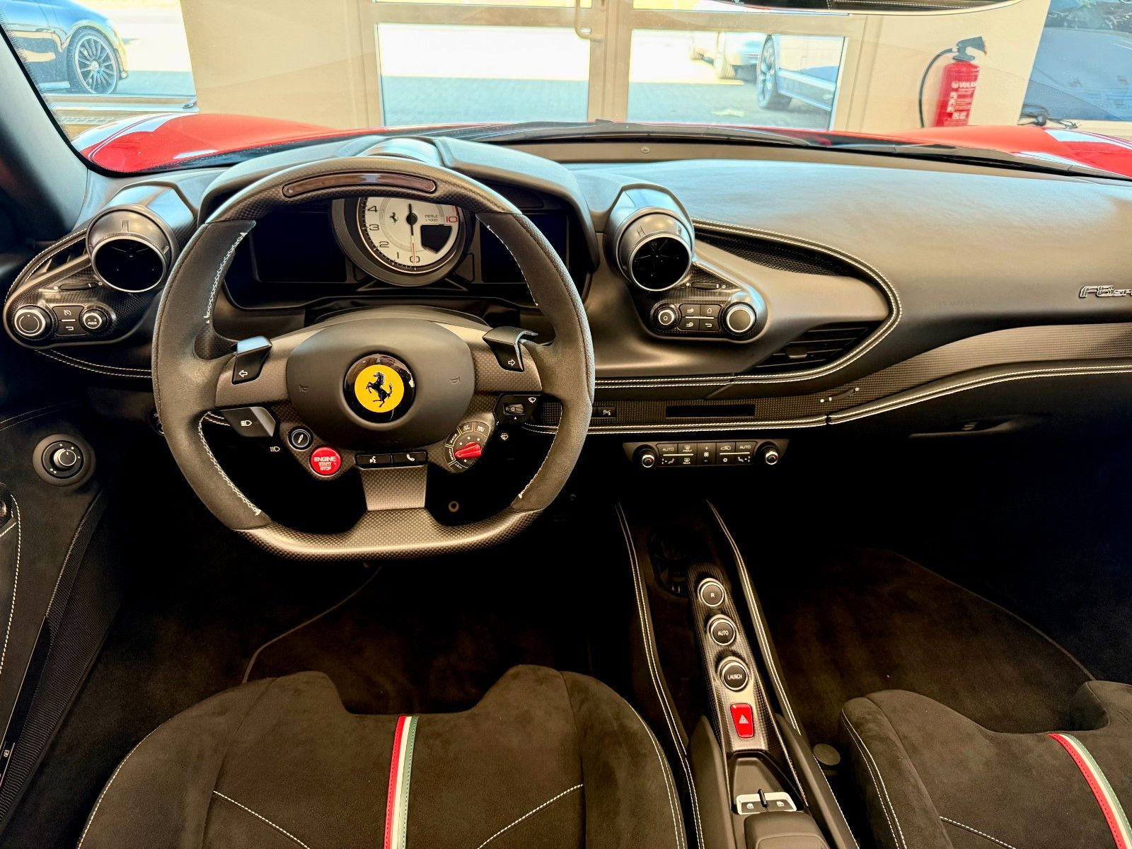 Fahrzeugabbildung Ferrari F8 Spider Carbon Racing Seats/LIFT/LED