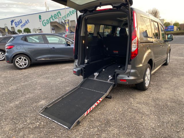 Ford Grand Tourneo Connect Titanium ROLLSTUHL FAHRTEN