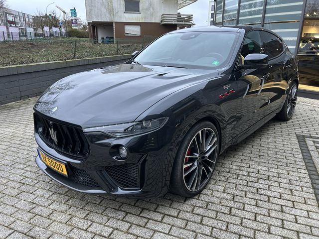 Maserati Levante 3.8 V8 BI-TURBO TROFEO 580 CV