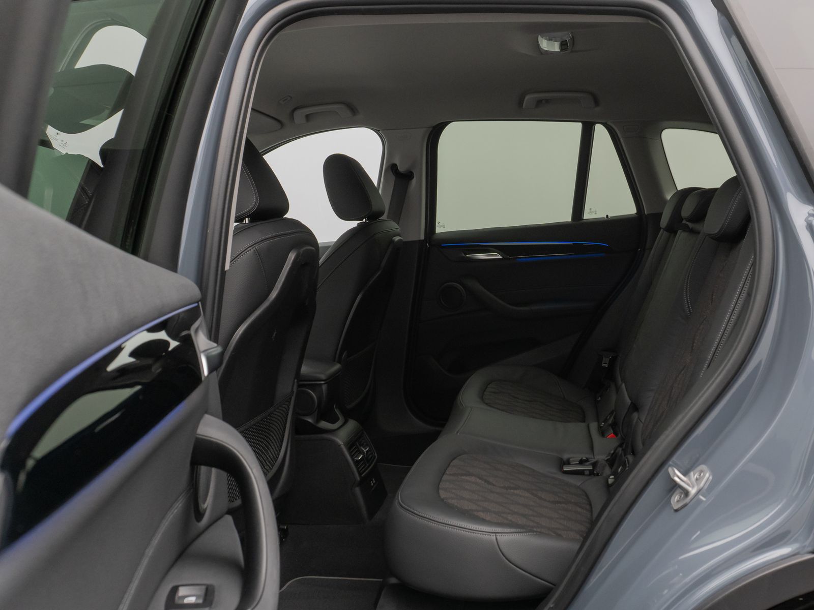 Fahrzeugabbildung BMW X1 sD18i xLine Kamera DAB HiFi DrivAssist Sport