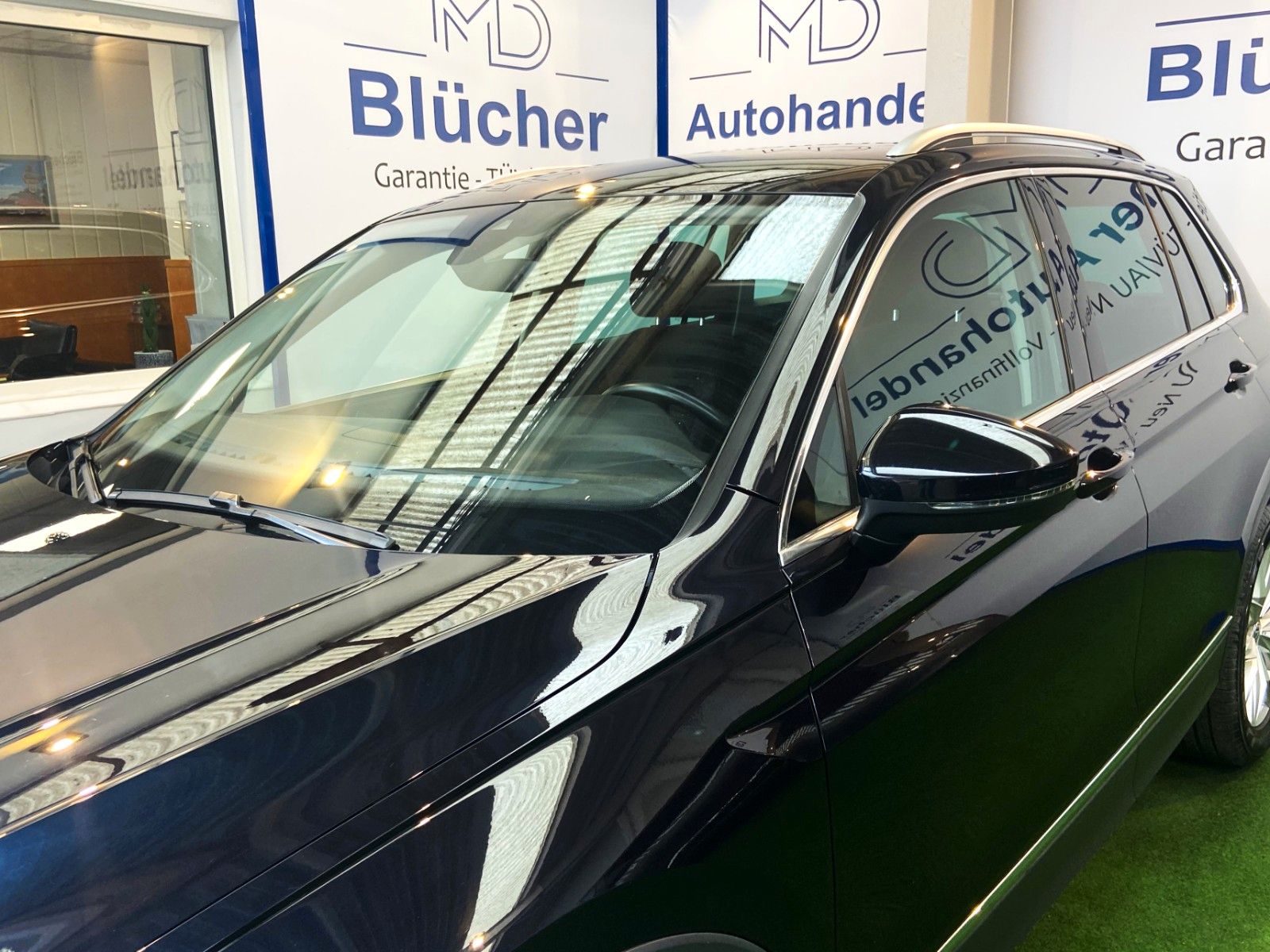 Volkswagen Tiguan Highline BMT 4 4Motion Automatik LED Navi foto 9