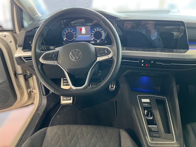 Fahrzeugabbildung Volkswagen Golf 1.0 TSI DSG MOVE LED-PLUS NAVI IQ.DRIVE
