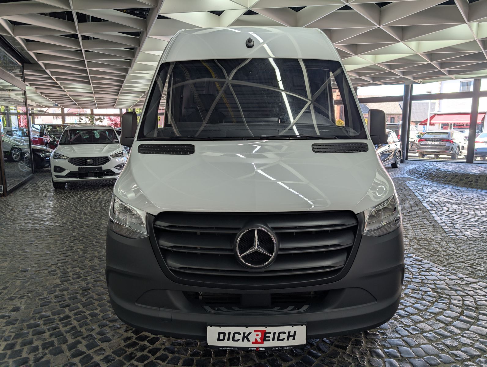 Fahrzeugabbildung Mercedes-Benz Sprinter III 311 2.0 CDI L2 MBUX KAM APP