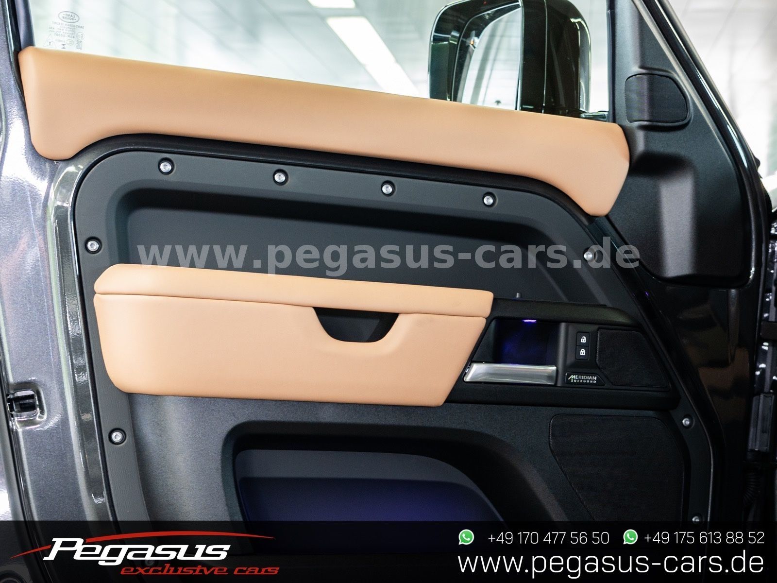 LAND ROVER Defender - 36