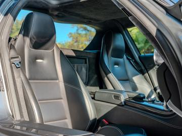 صورة 8 لـ 2012 Mercedes-BENZ SLS AMG