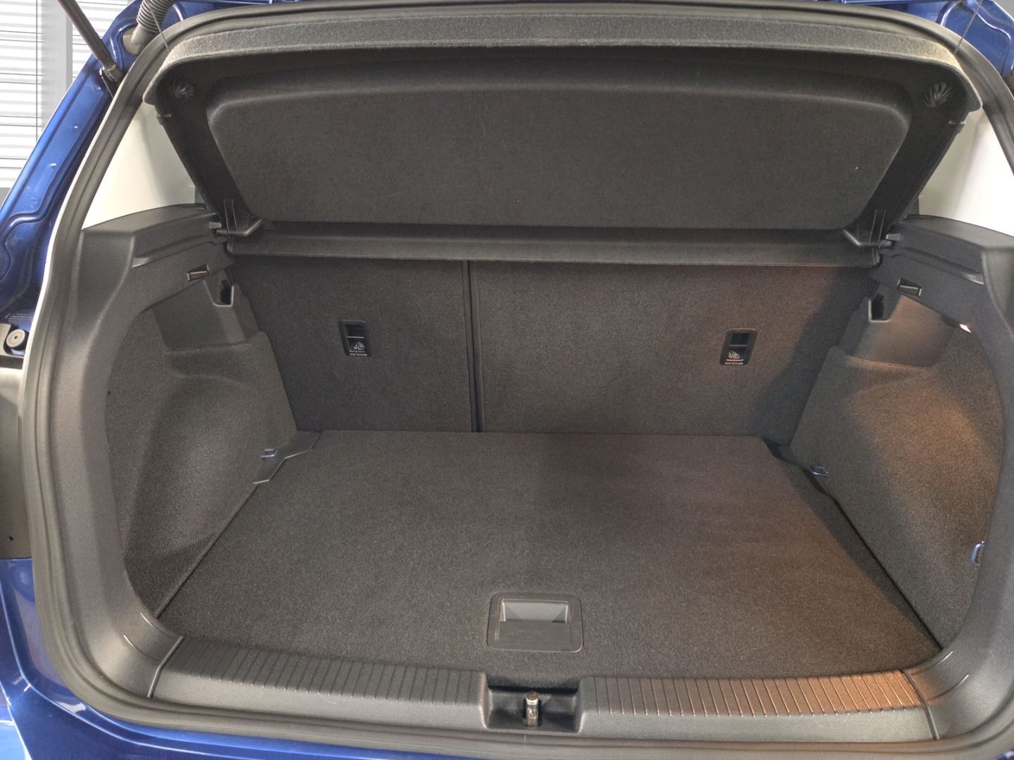 Fahrzeugabbildung Volkswagen T-Cross Style 1.0 TSI Digitales Cockpit Soundsys