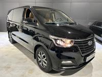Hyundai H-1 Starex 2.5 CRDI Travel*Leder*SHZ*8 Sitze*