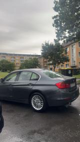 BMW 316i luxury line F30 - BMW 316 mit Benzin-Antrieb: Limousine