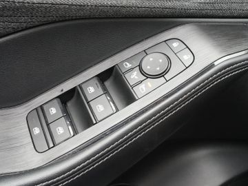 Nissan X-Trail - 10