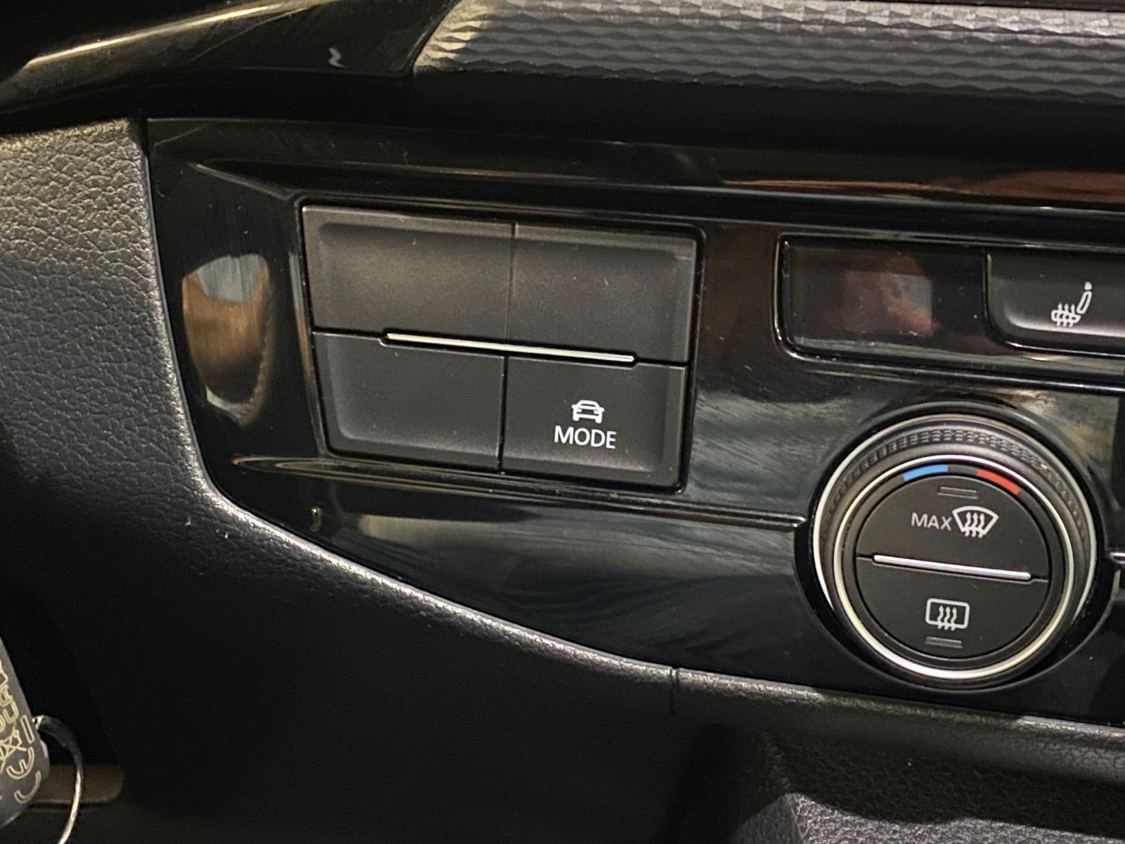 Fahrzeugabbildung Volkswagen T6.1 Multivan Generation Six+ALLRAD+DSG+7 Sitze+