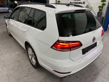Volkswagen Golf - 9