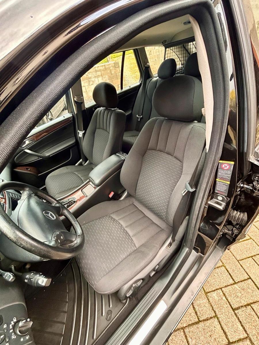 Mercedes-Benz C180 2006 — photo 7