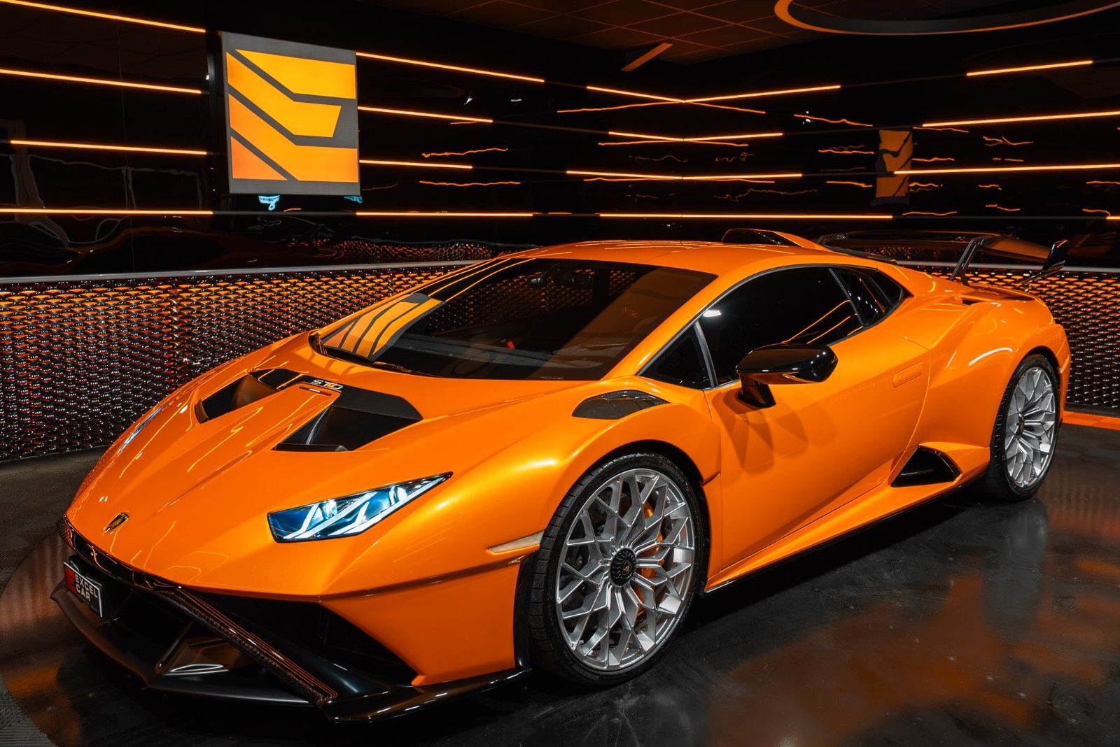 LAMBORGHINI Huracan