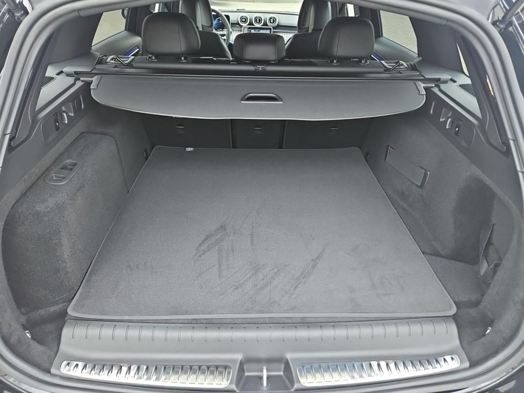 Fahrzeugabbildung Mercedes-Benz C 300 e T-Modell mit EQ Hybrid Technologie PDC