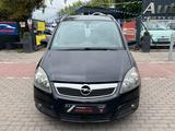 Opel Zafira B 1.9CDTI Edition*Aut*Nav*7Sitze*Webasto - Opel Zafira: 1.7