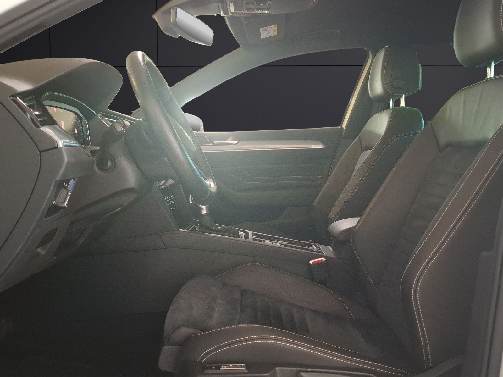 Fahrzeugabbildung Volkswagen Passat Variant GTE DSG Standhzg. Matrix AHK Navi