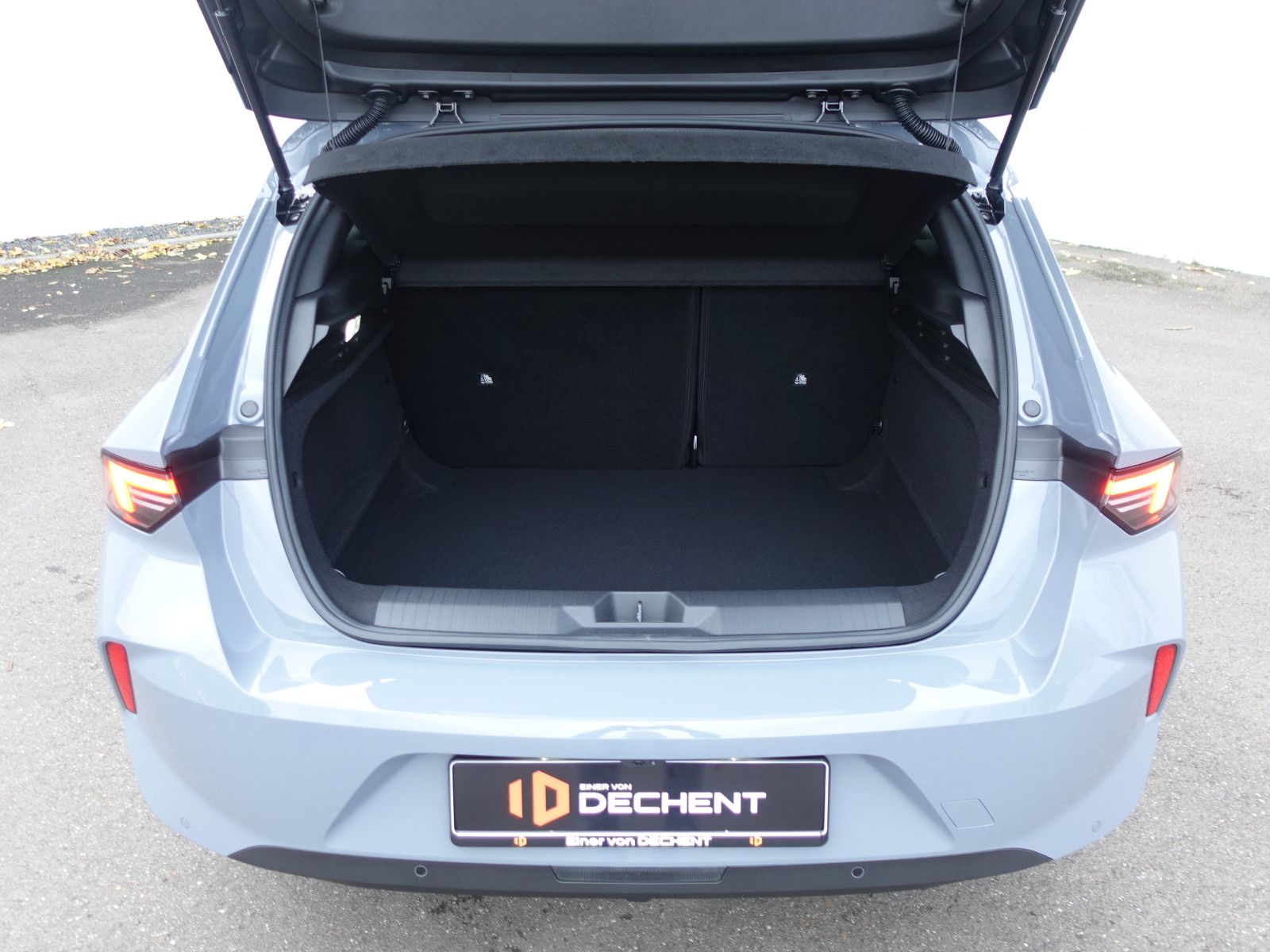 Fahrzeugabbildung Opel Astra Edition 1.2T,Navi,Kamera,Sitzhzg,AGR,LED