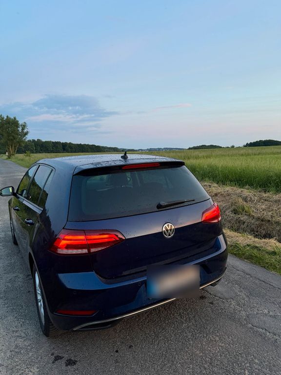 Image of Volkswagen Golf