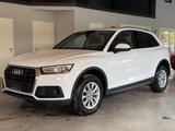 Audi Q5 40 TDI quattro S tronic Xenon/SHZ/AHK/ACC - Audi Q5: TDI