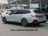 BMW 520 d Tour°M Sportp. AHK-HarmK.-ACC+Autob.ass. - BMW 520: Kombi, 520d
