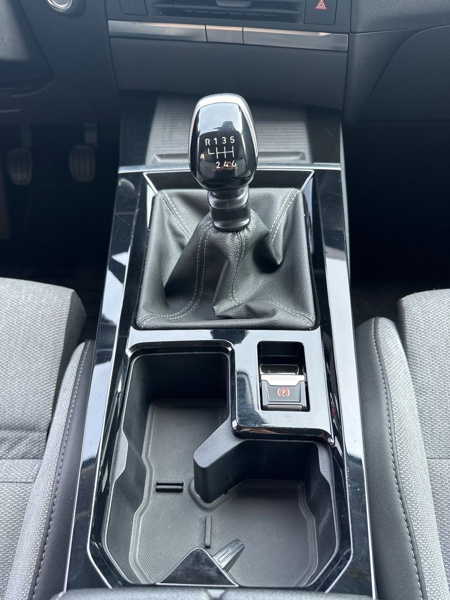 Fahrzeugabbildung Opel Astra ST 1.5 D Elegance NAV+LED+KAMERA+SHZ+VCOCK