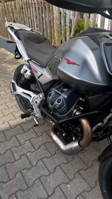 Moto Guzzi V85 TT E5+ STRADA NEUWERTIG! ZUBEHÖR! - Moto Guzzi V85 Strada
