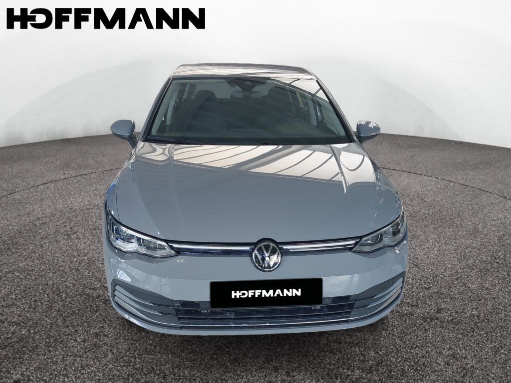 Fahrzeugabbildung Volkswagen Golf 1.4 eHybrid DSG Style LED-Matrix Anschlußga