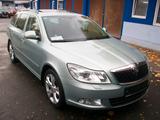 Skoda Octavia Combi 1.4 TSI*DSG*Leder*S-Dach*PDC*Top* - gebrauchte Skoda Octavia aus dem Jahr 2010