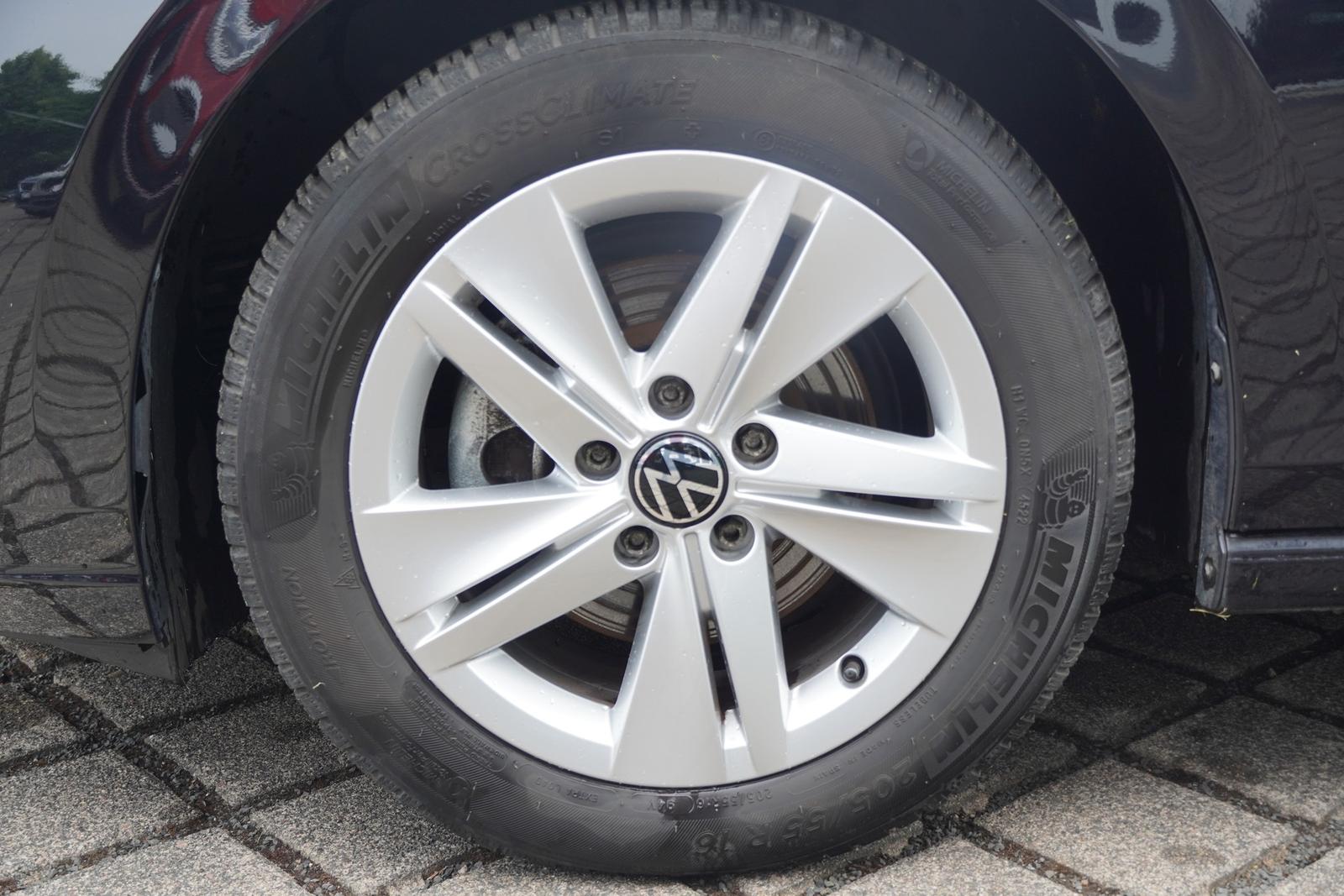 Volkswagen Golf VIII 1.5 TSI Life LED Navi PDC App-Connect, миниатюра 30