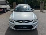 Hyundai i30 CW blue 1.6 CRDi 66 kW Classic*KLIMA* - Hyundai i30 aus 2010 mit Diesel-Antrieb