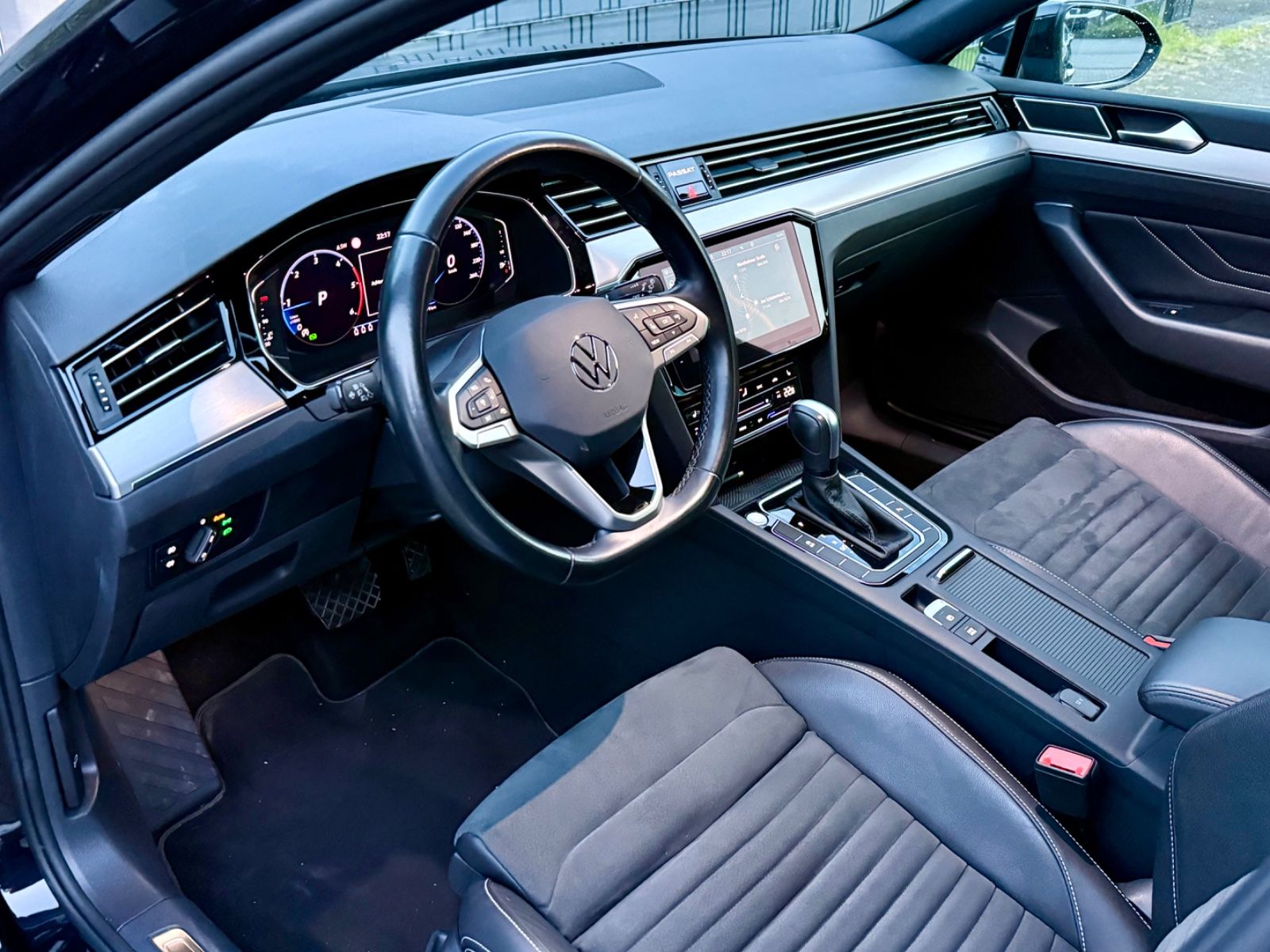 VW Passat Variant Elegance Automatik – Vorschaubild 12