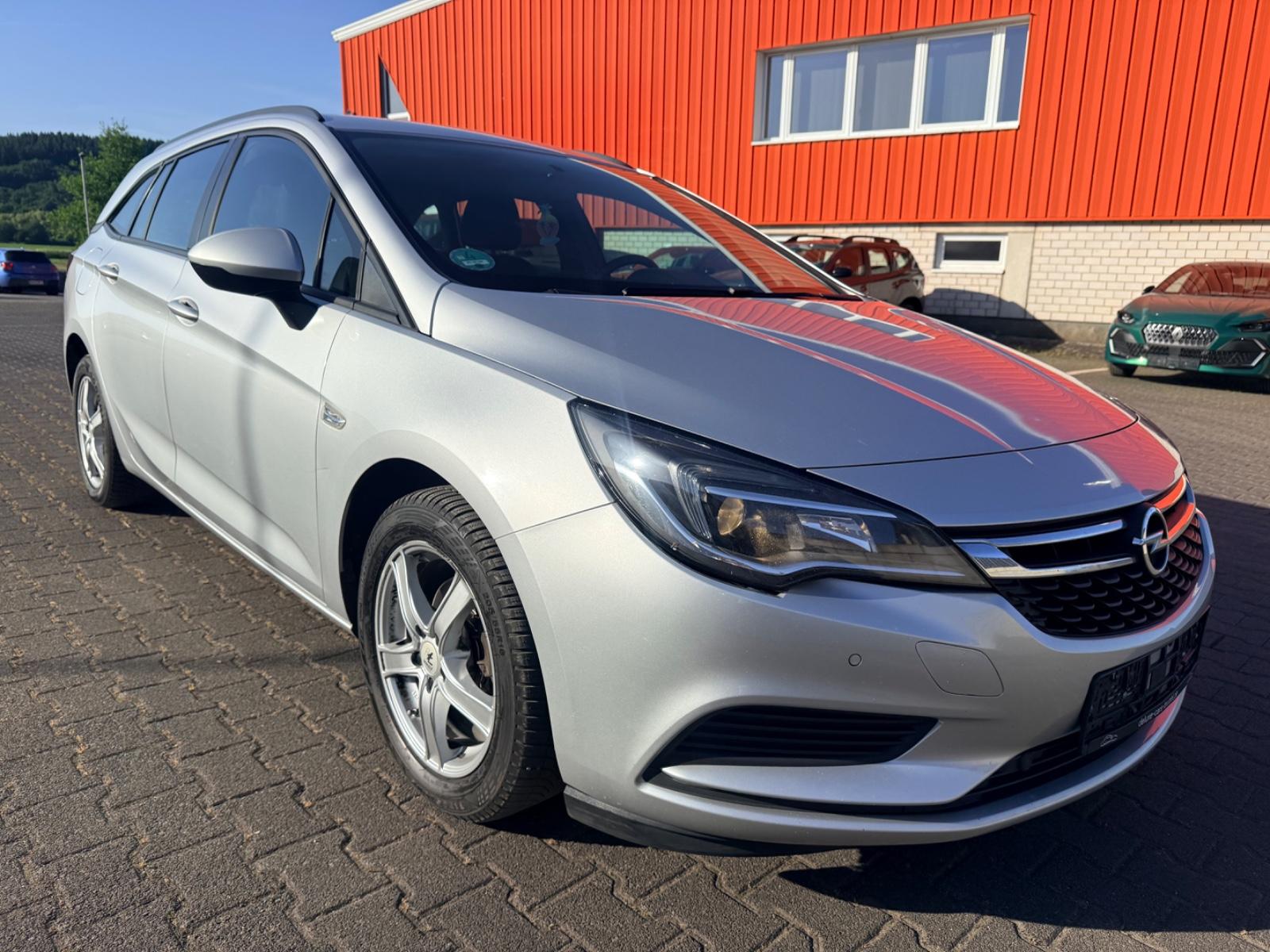 Opel Astra 1.6 Diesel Edition Navi Top Gepflegt Ahk