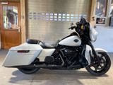 Harley-Davidson FLHTK/XS Electra/Street Glide CVO Style - Offers matching your search criteria