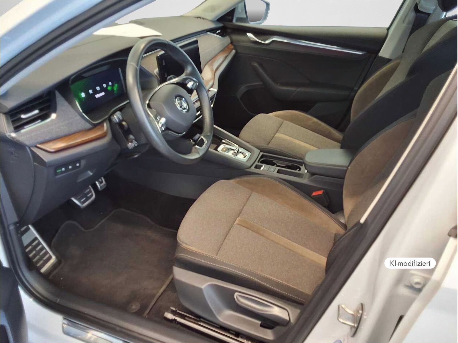 Skoda Octavia Combi Scout 2.0 TDI 4x4 MATRIX NAVI AHK  imagem 3