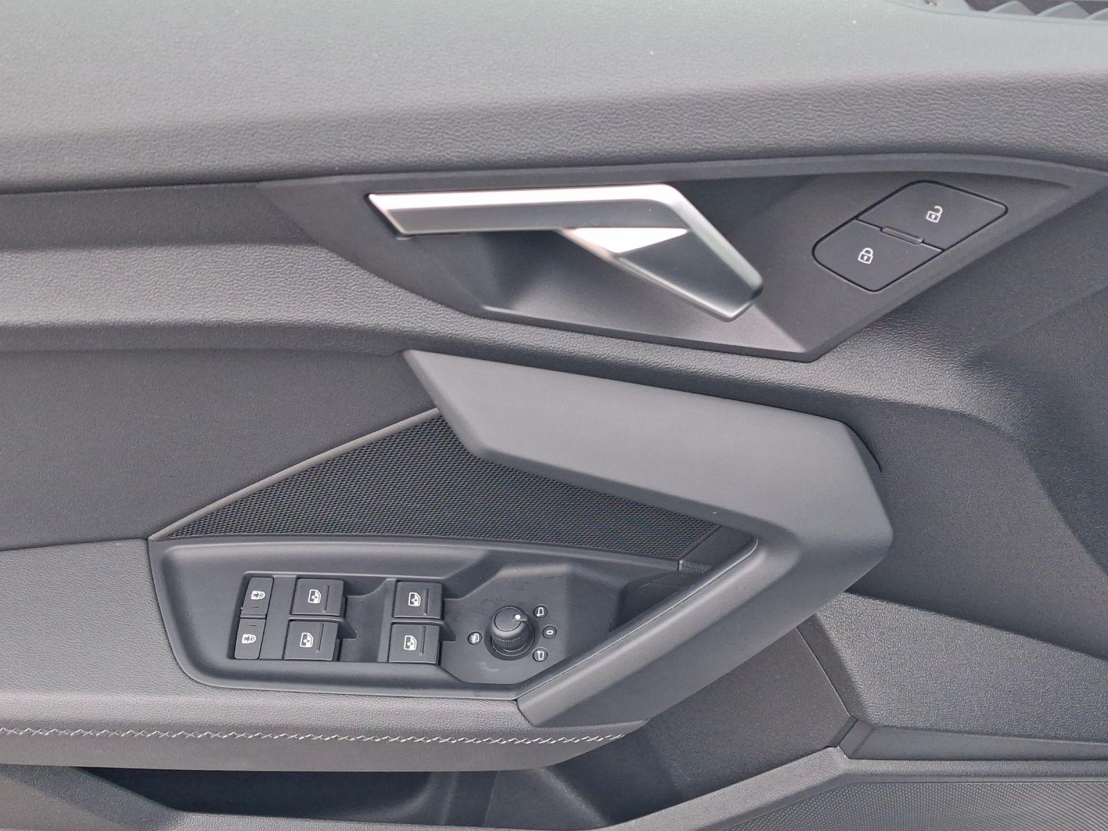 Audi A3 Sportback 30 TDI S LINE AHK PDC SMARTP.-INTER, миниатюра 8